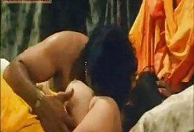 Assistir online pornô mãe foda índia primeira noite do caralho desi