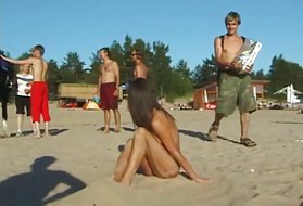 Espião nude menina pegou voyeur cam sem praia de nudismo spy de praia