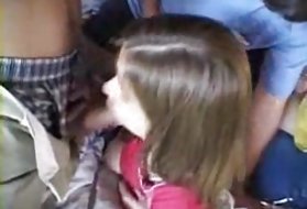 Cute teen pegou e fica oral face carro bonito teen