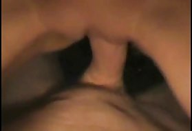 Gozada em sua buceta e ela jorrar porra na pnye mães pornô
