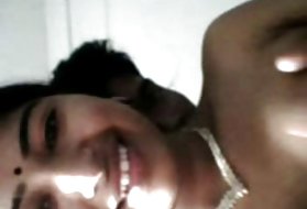 Casal de adolescente mostra-se registros de desi palmada meninas pornô