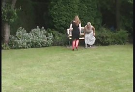 Emma e a virtude é mais em áreas rurais senhoras da aldeia
