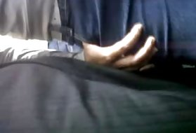 A estrela pornô de menina para desfrutar de pau esfregar de ônibus da cidade